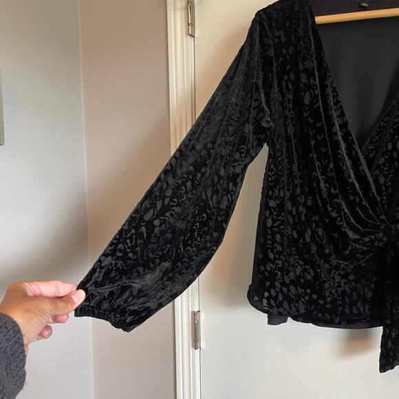 Alfani Black Velvet Burnout Surplice Wrap Top long sleeve solid stretch XLp - Picture 5 of 7